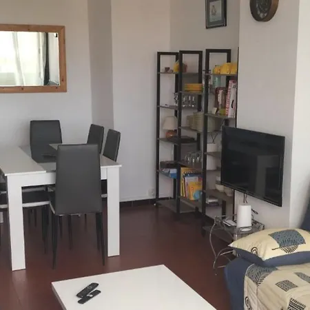 Comfortable Of 60 M In Apartment *